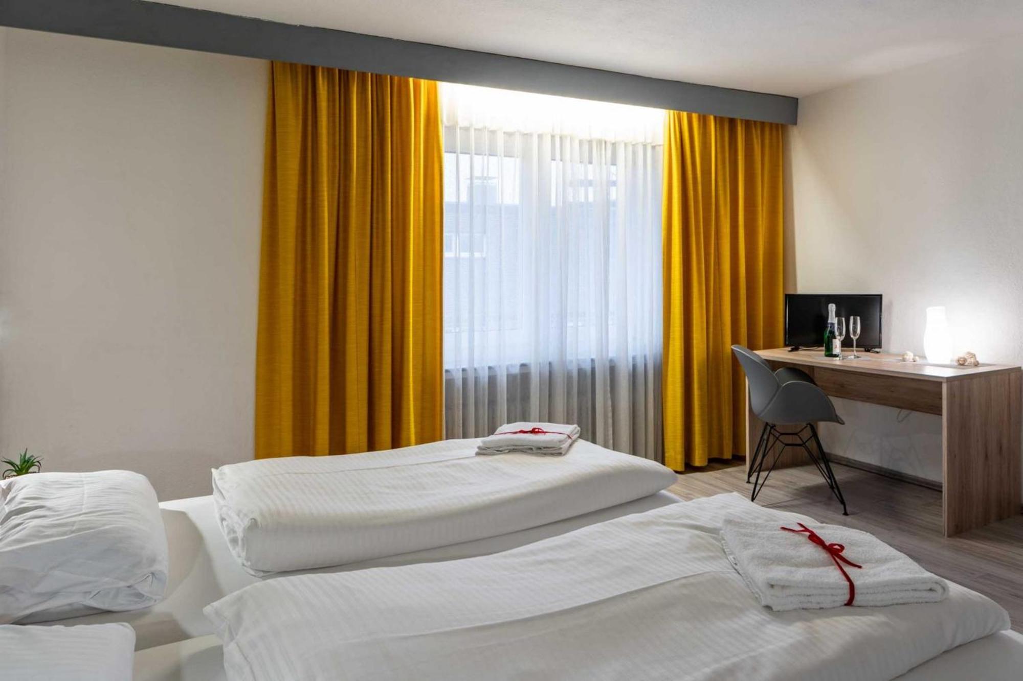 Hotel Wildpferd Dülmen Esterno foto